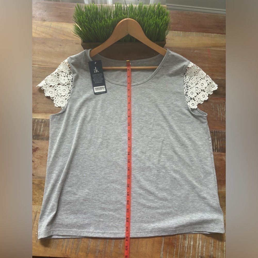 Anna-Kaci California NWT Gray Shirt with White Lace Sleeves| XL - Picture 8 of 8